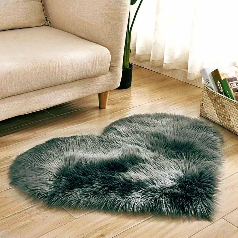 Soft Fluffy Heart Mat Cozy Plush Rug for Bedroom