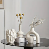 Geometric Donut Vase – Nordic Minimalist Ceramic Home Décor Sculpture