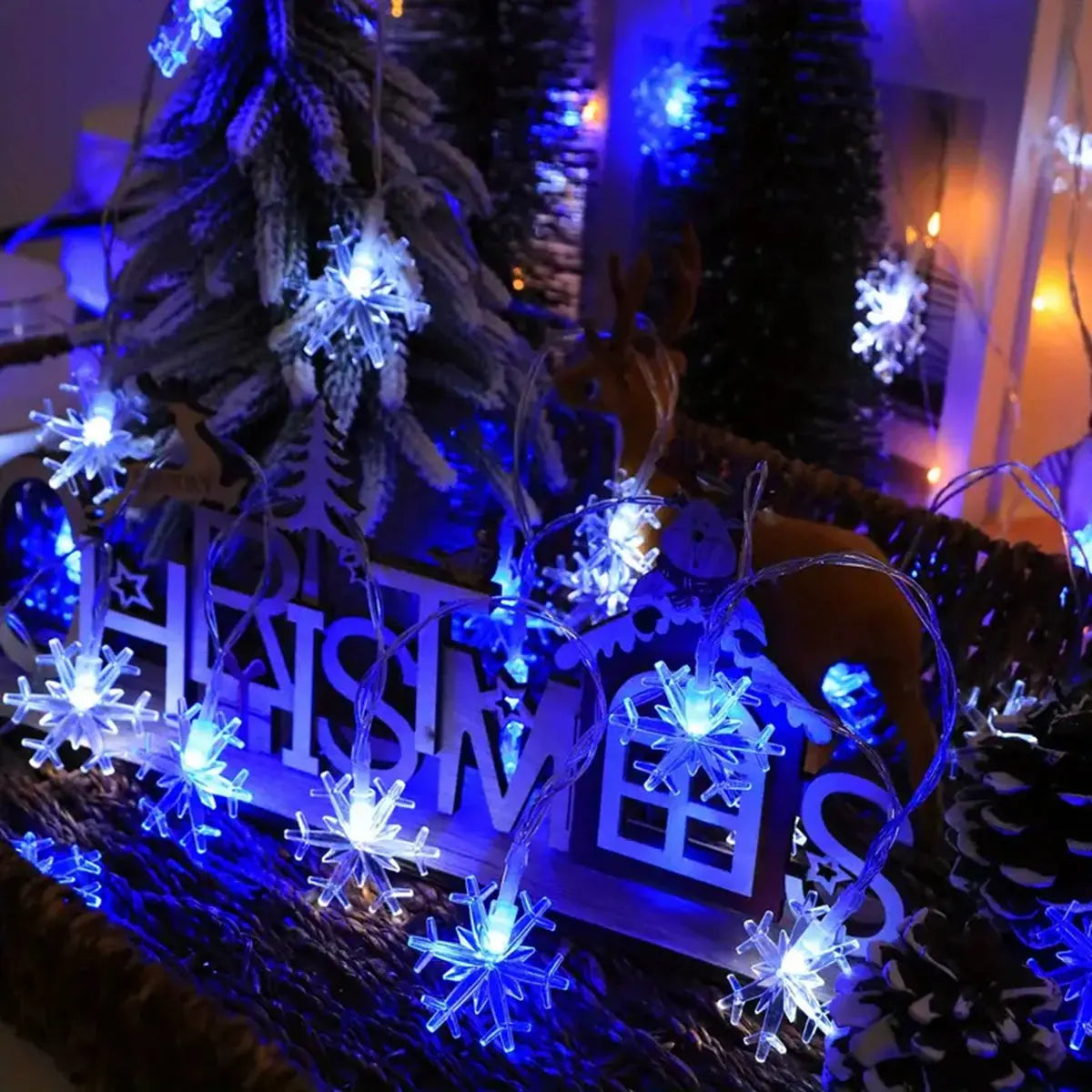 Christmas Snowflake String Light Indoor & Outdoor Hanging Decorative
