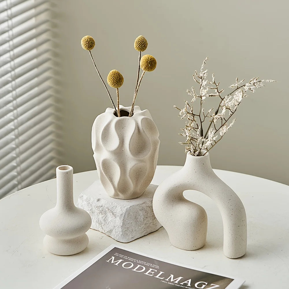 Geometric Donut Vase – Nordic Minimalist Ceramic Home Décor Sculpture