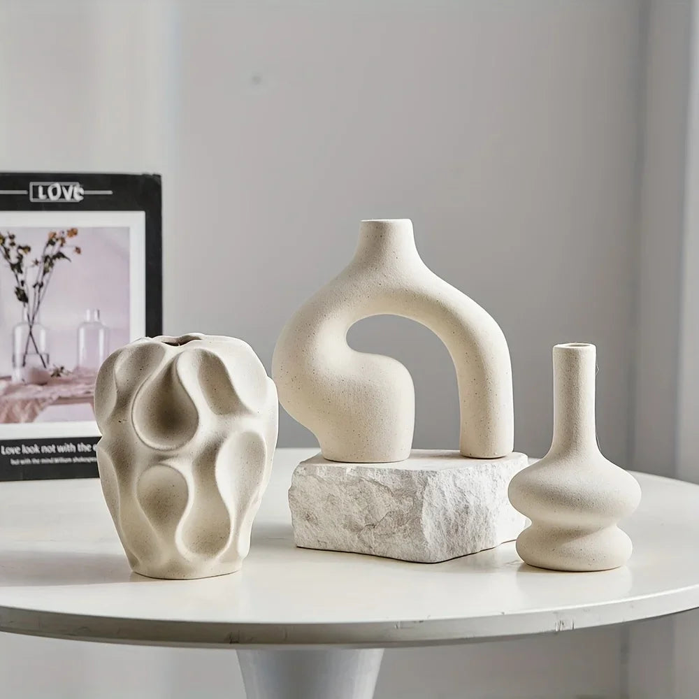 Geometric Donut Vase – Nordic Minimalist Ceramic Home Décor Sculpture