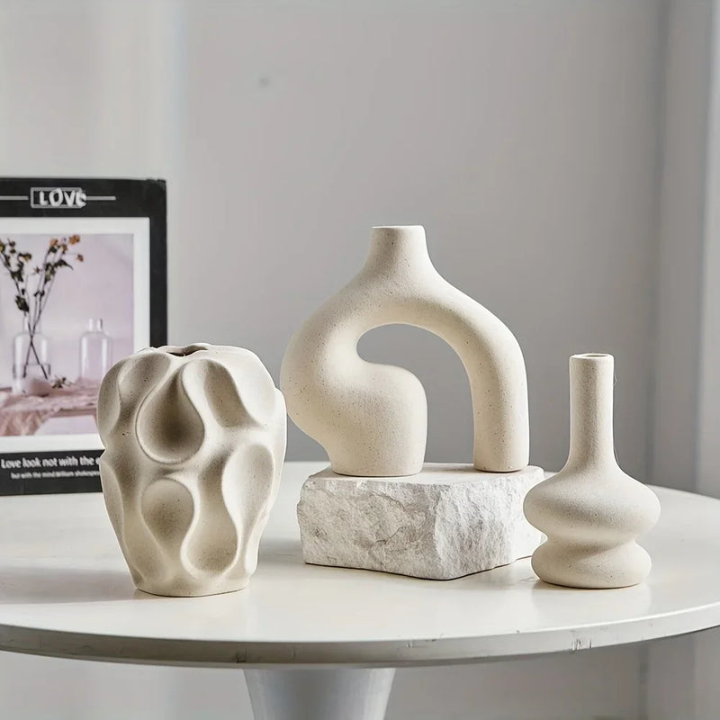 Geometric Donut Vase – Nordic Minimalist Ceramic Home Décor Sculpture