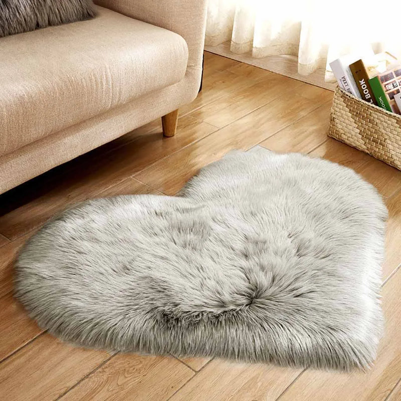 Soft Fluffy Heart Mat Cozy Plush Rug for Bedroom