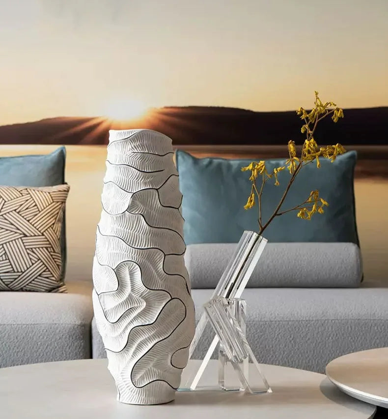 Elegant Nordic Ceramic Vase | Large Minimalist Decorative Container for Modern Décor🏺