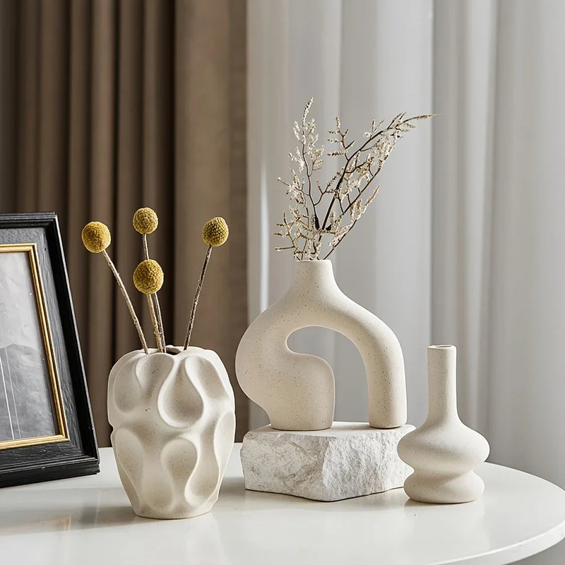 Geometric Donut Vase – Nordic Minimalist Ceramic Home Décor Sculpture